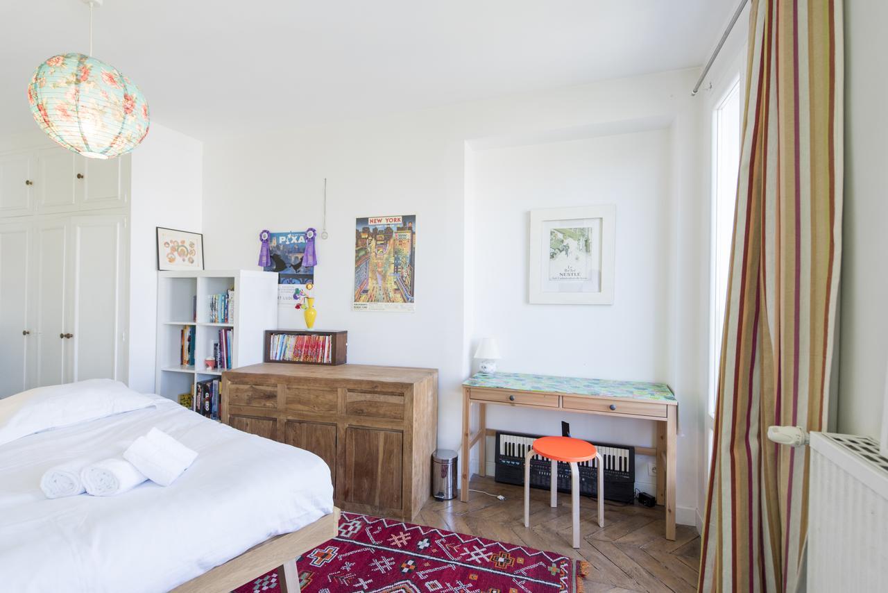 Veeve - Balcony Over The Tree-lined Boulevard Appartement *