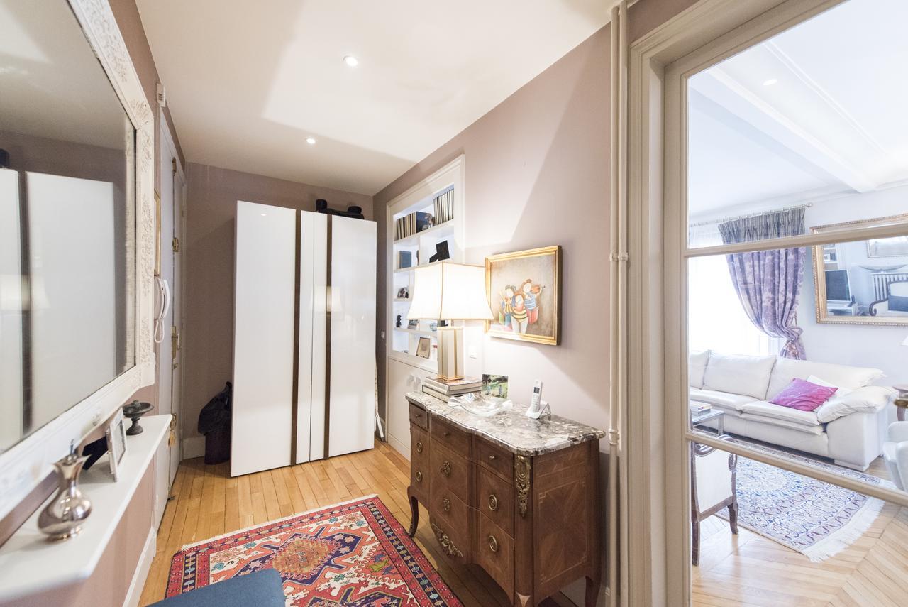 Apartamento Veeve - Vintage Elegance In The 16th