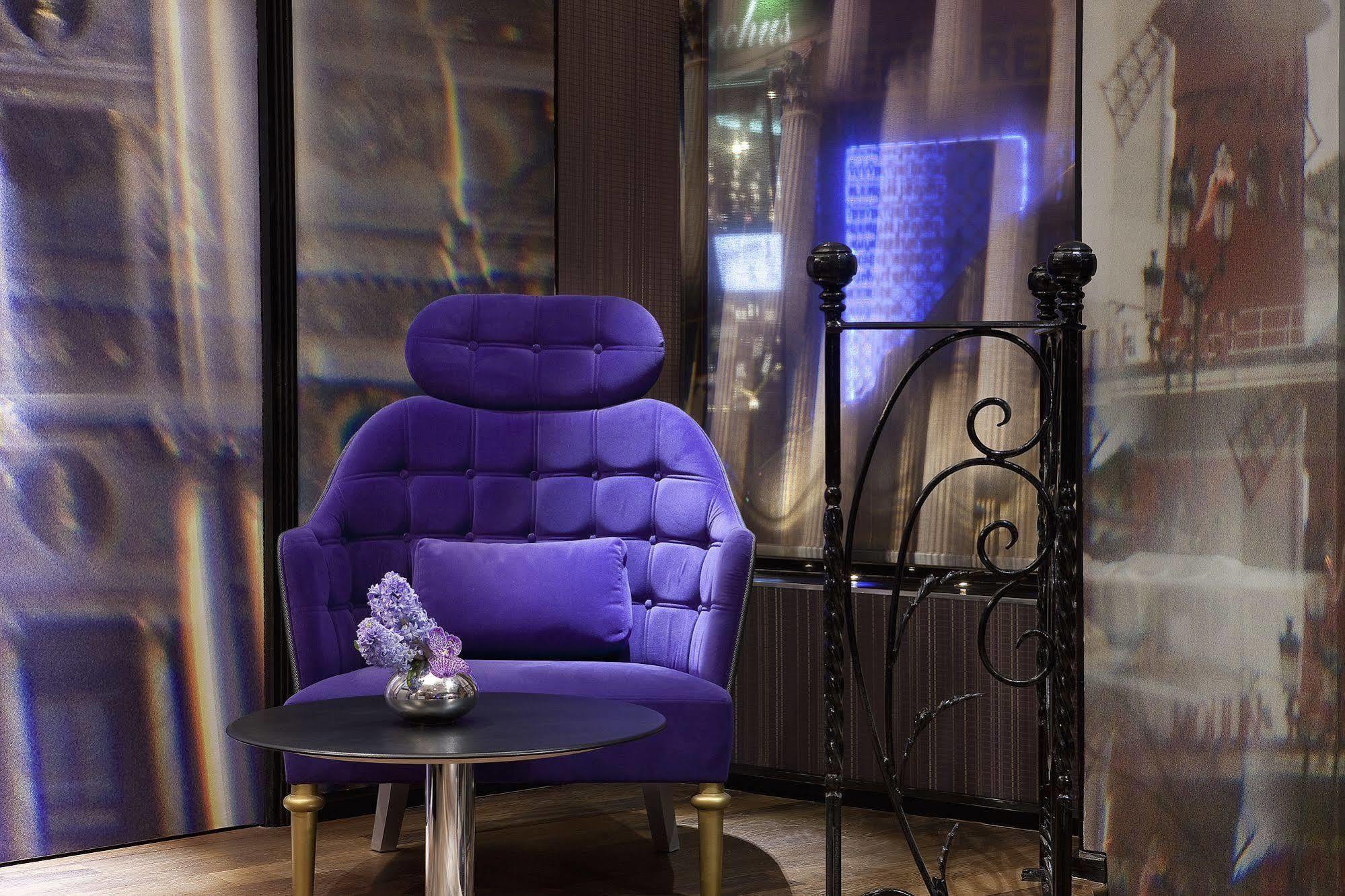Secret De - & (adults Only) Paris