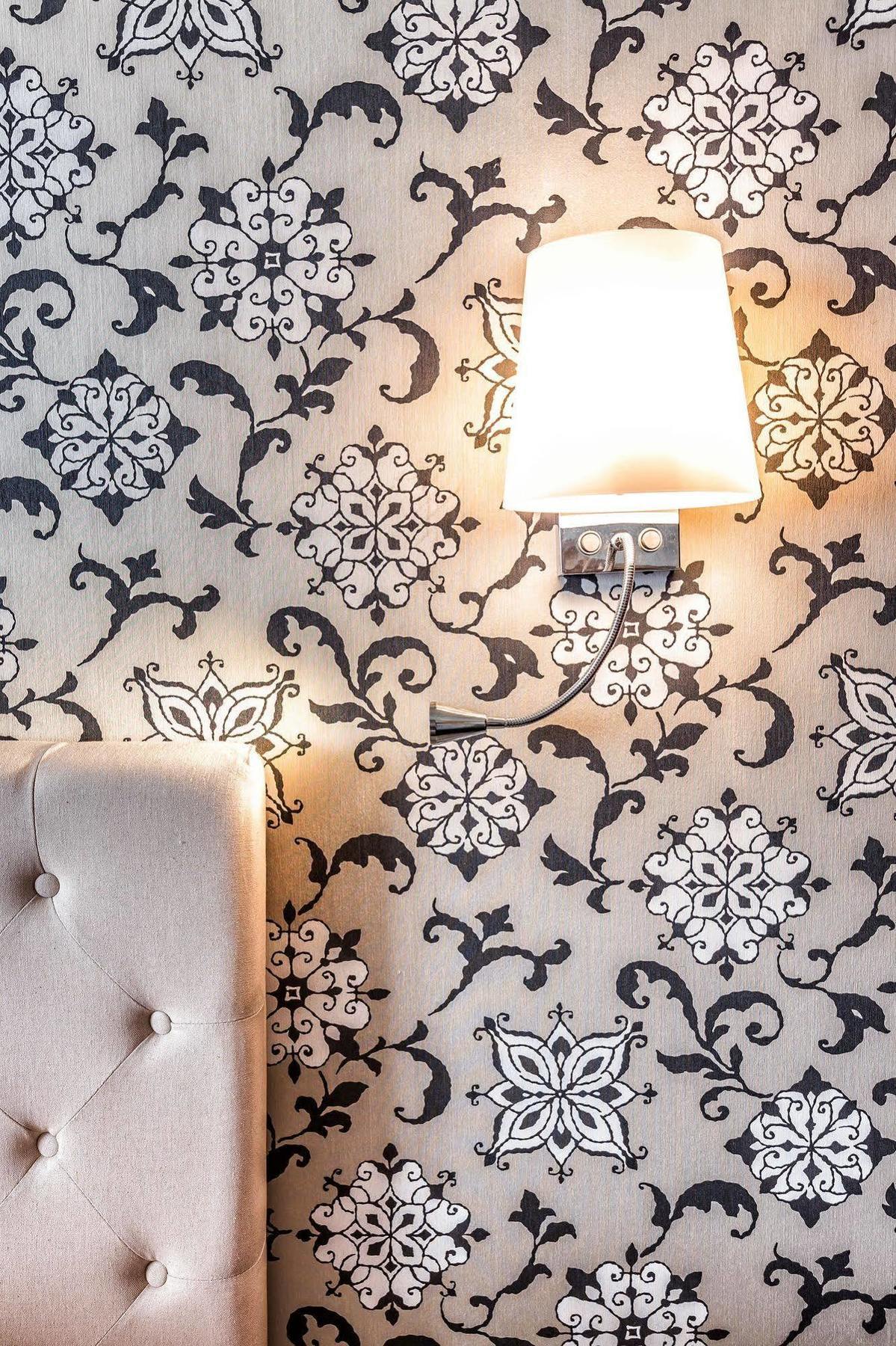 Regence Hotel Paris