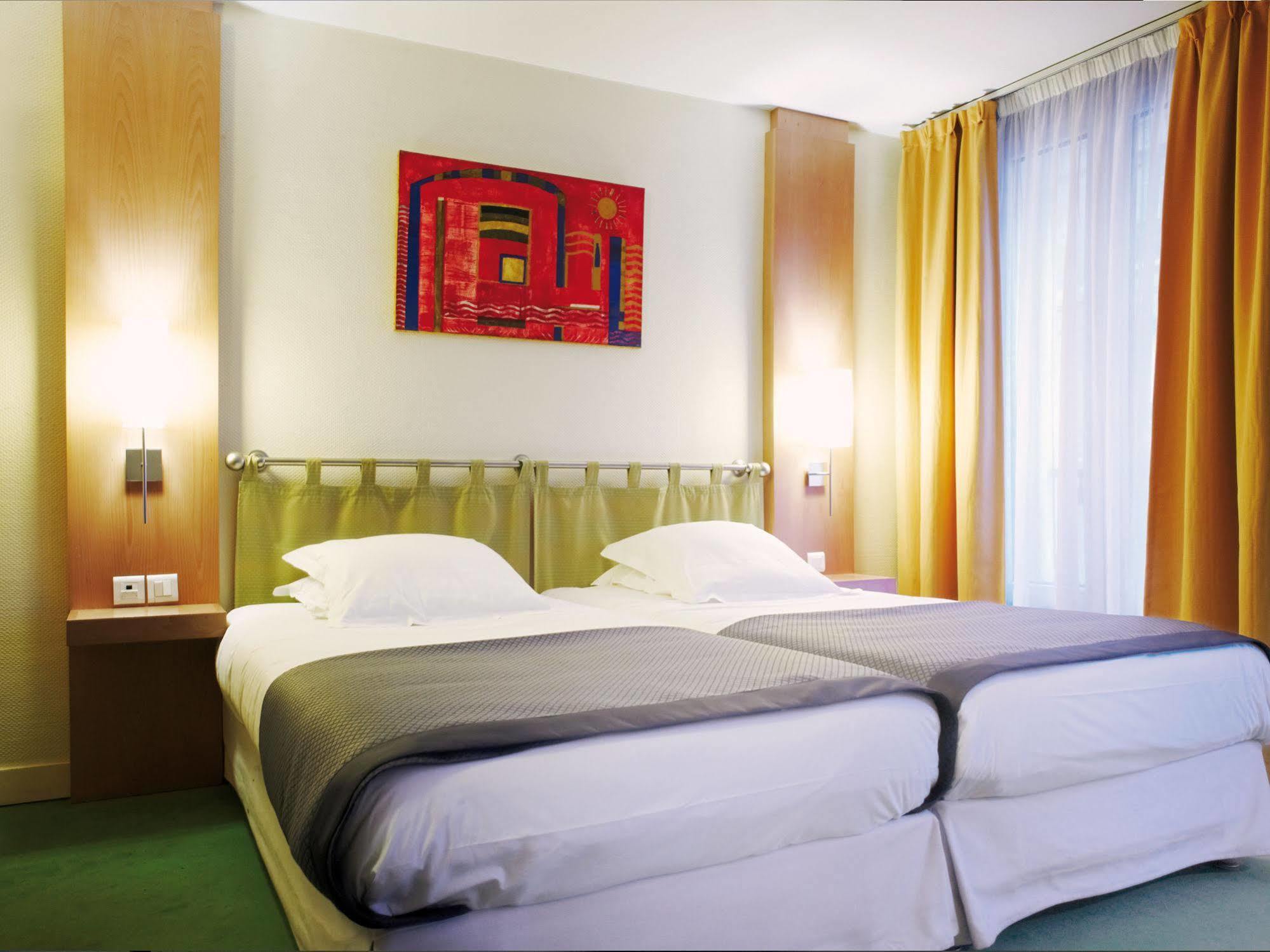 New Opéra Hotel 4*