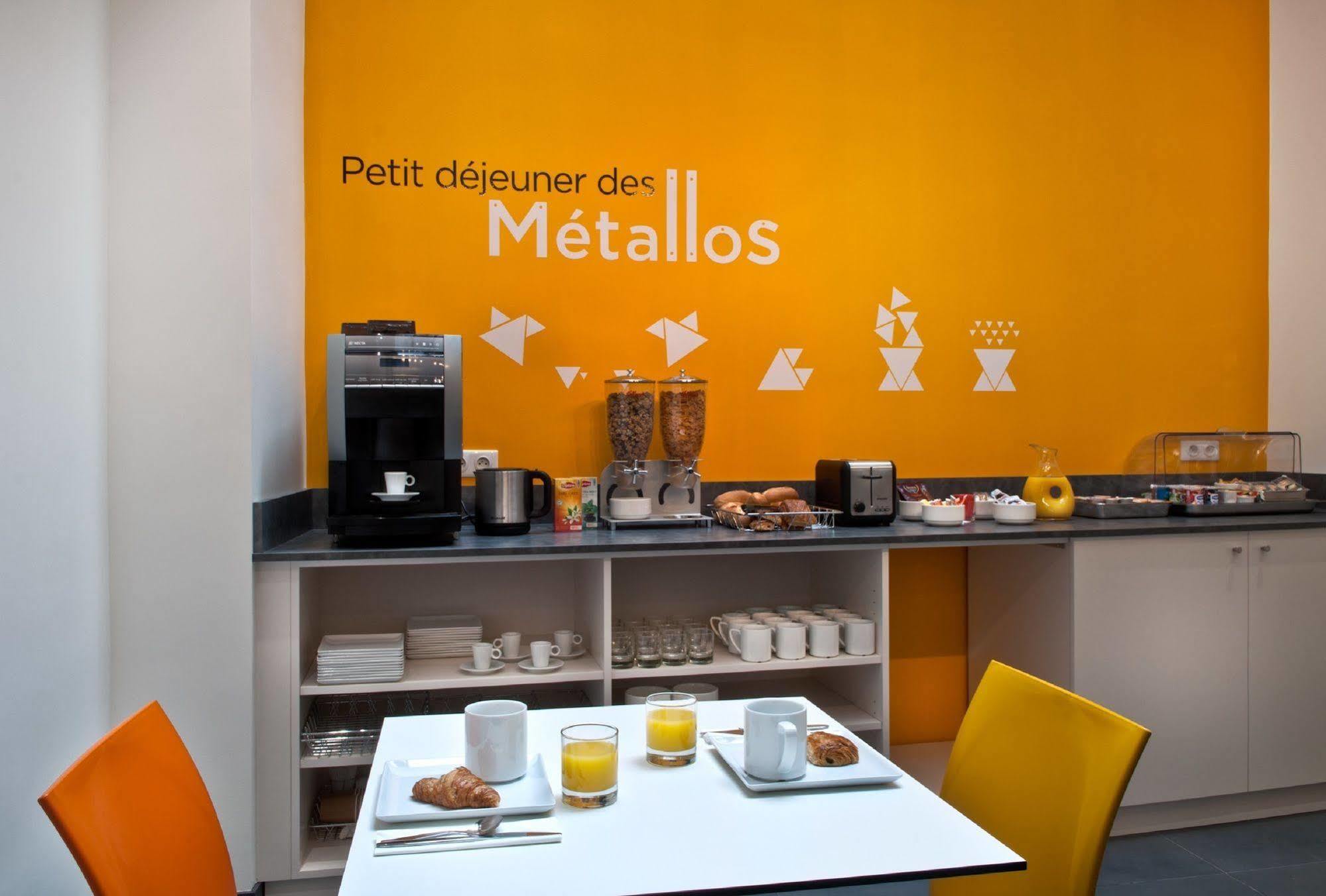 Hotel Des Métallos 3*