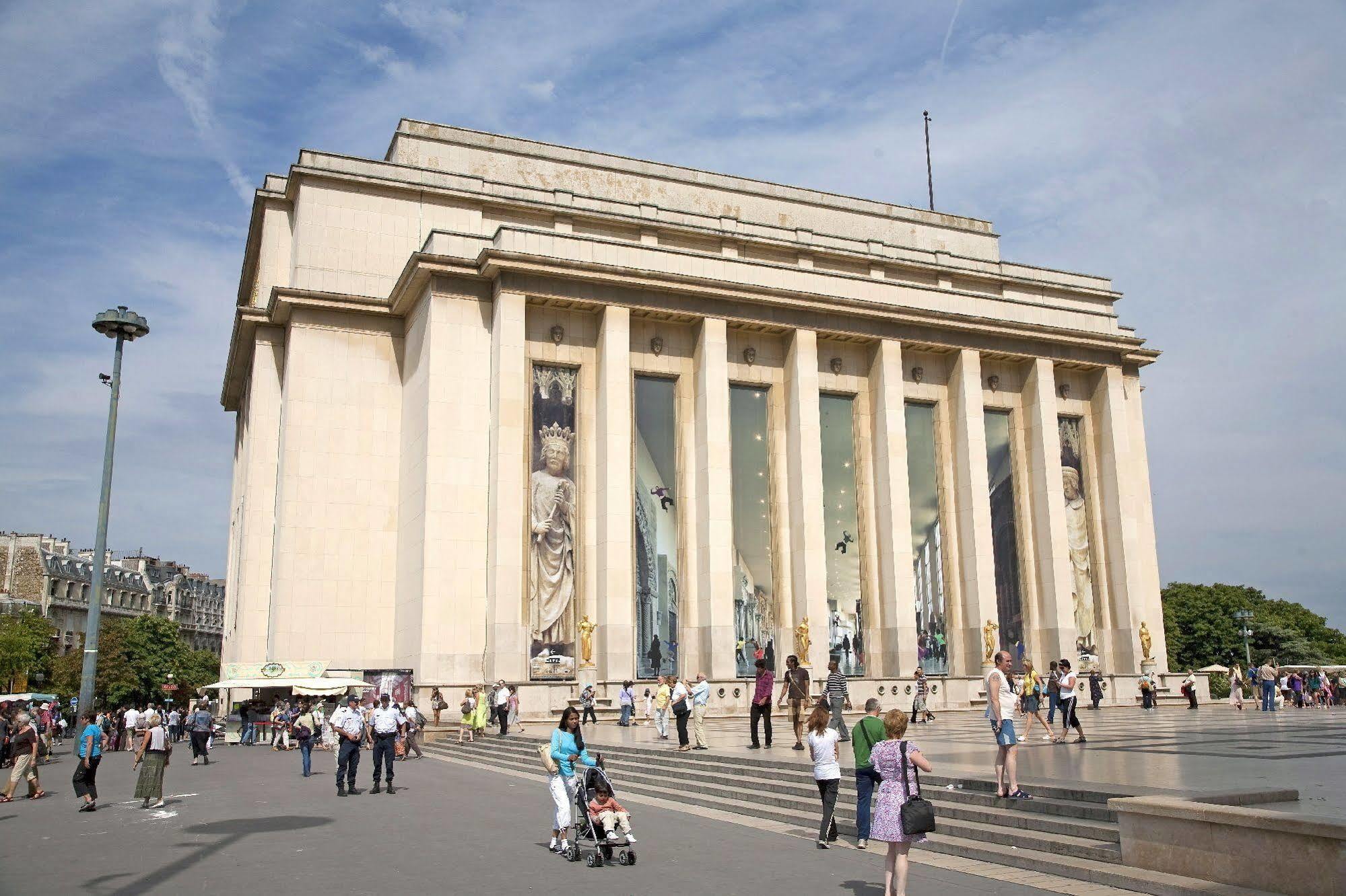 Palais De Chaillot 3*