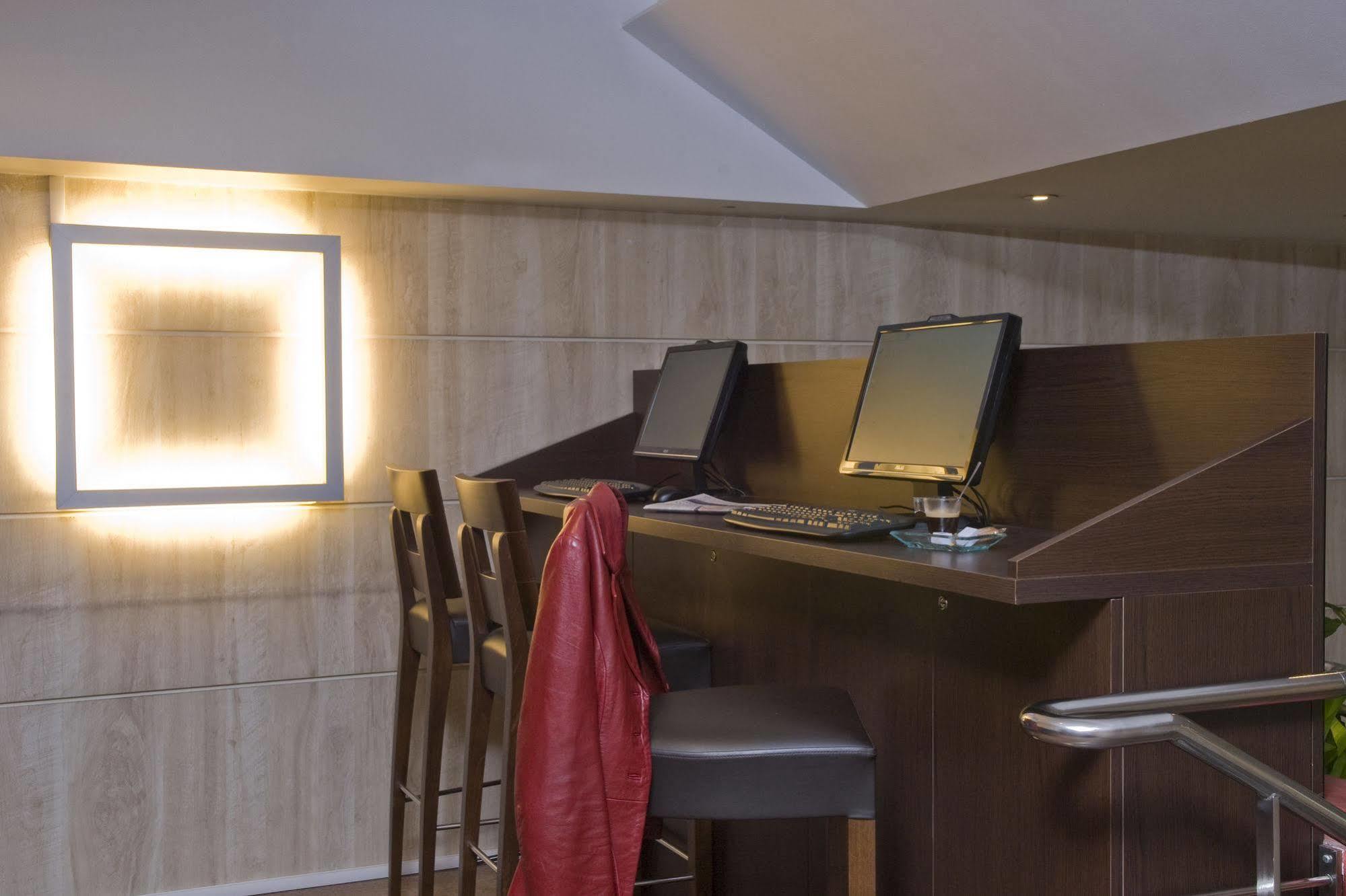 Adagio Haussmann Champs Elysees