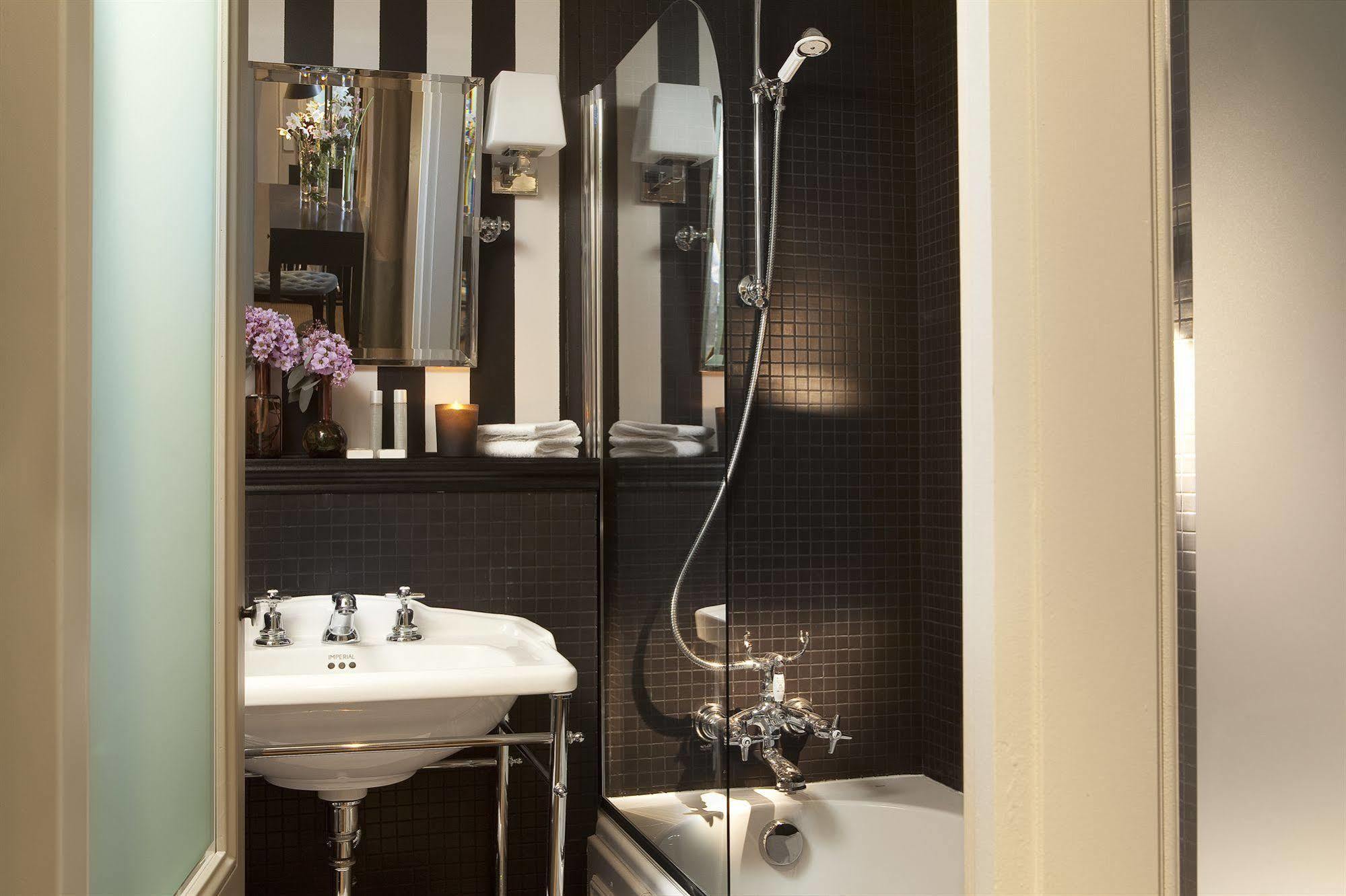 Verneuil Saint Germain Hotel 4*