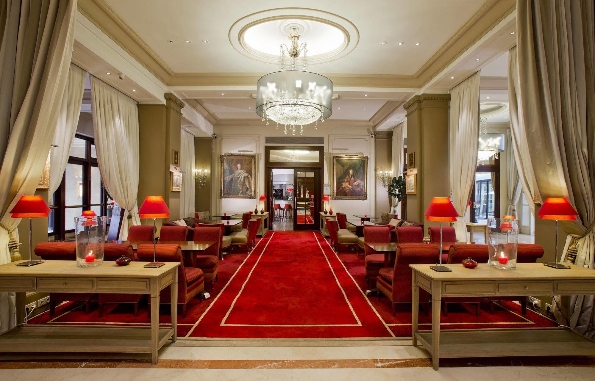 California Champs Elysées Hotel Paris