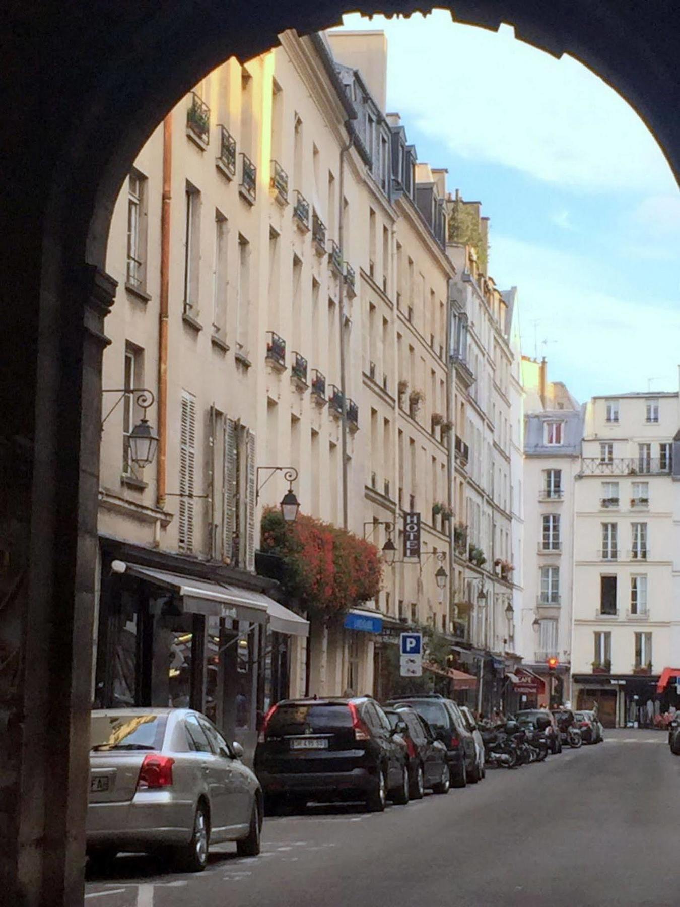 Boutique De La Place Des Vosges Hotel
