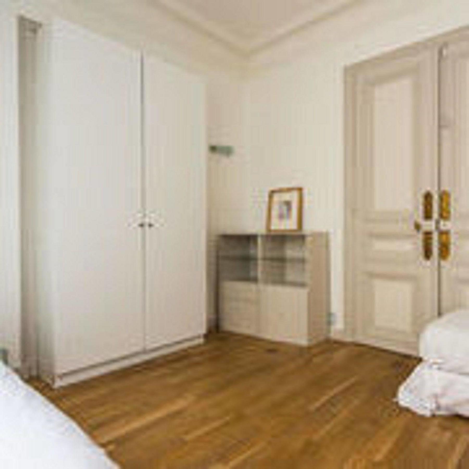 Family Elysees Apartment Paris
