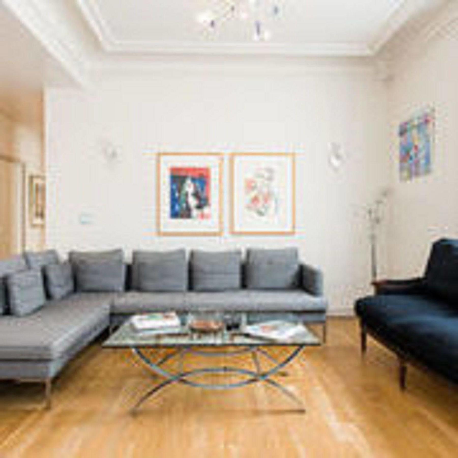Family Elysees Apartment