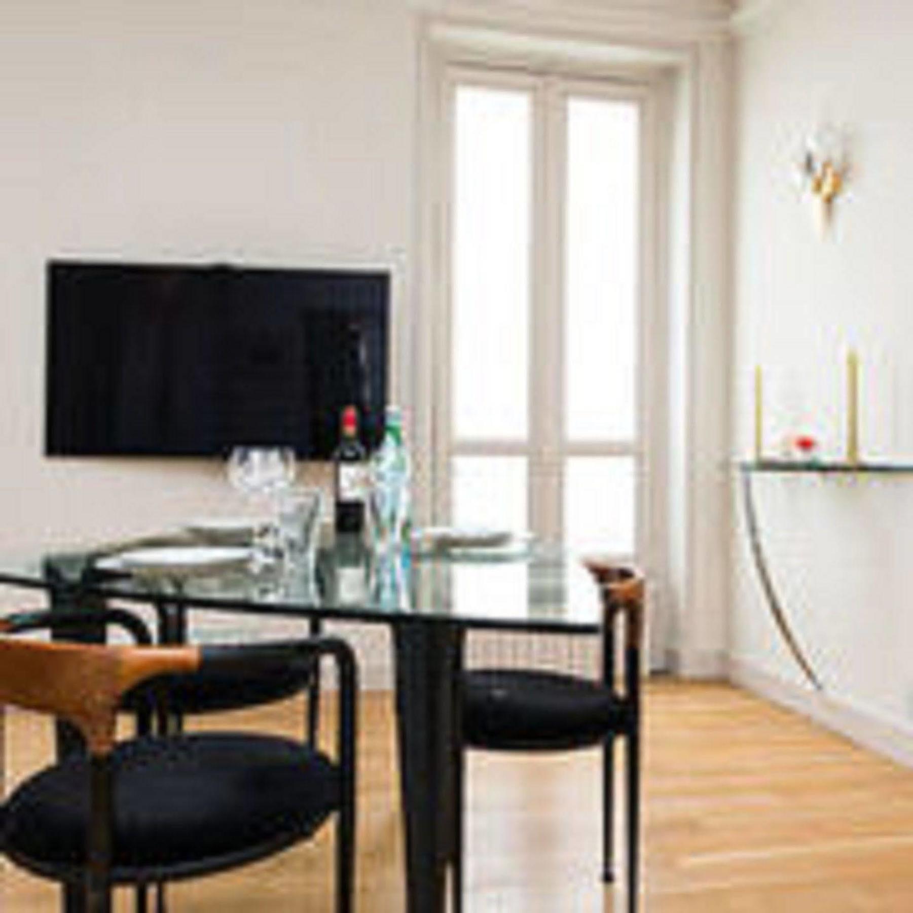 Apartment Family Elysees *