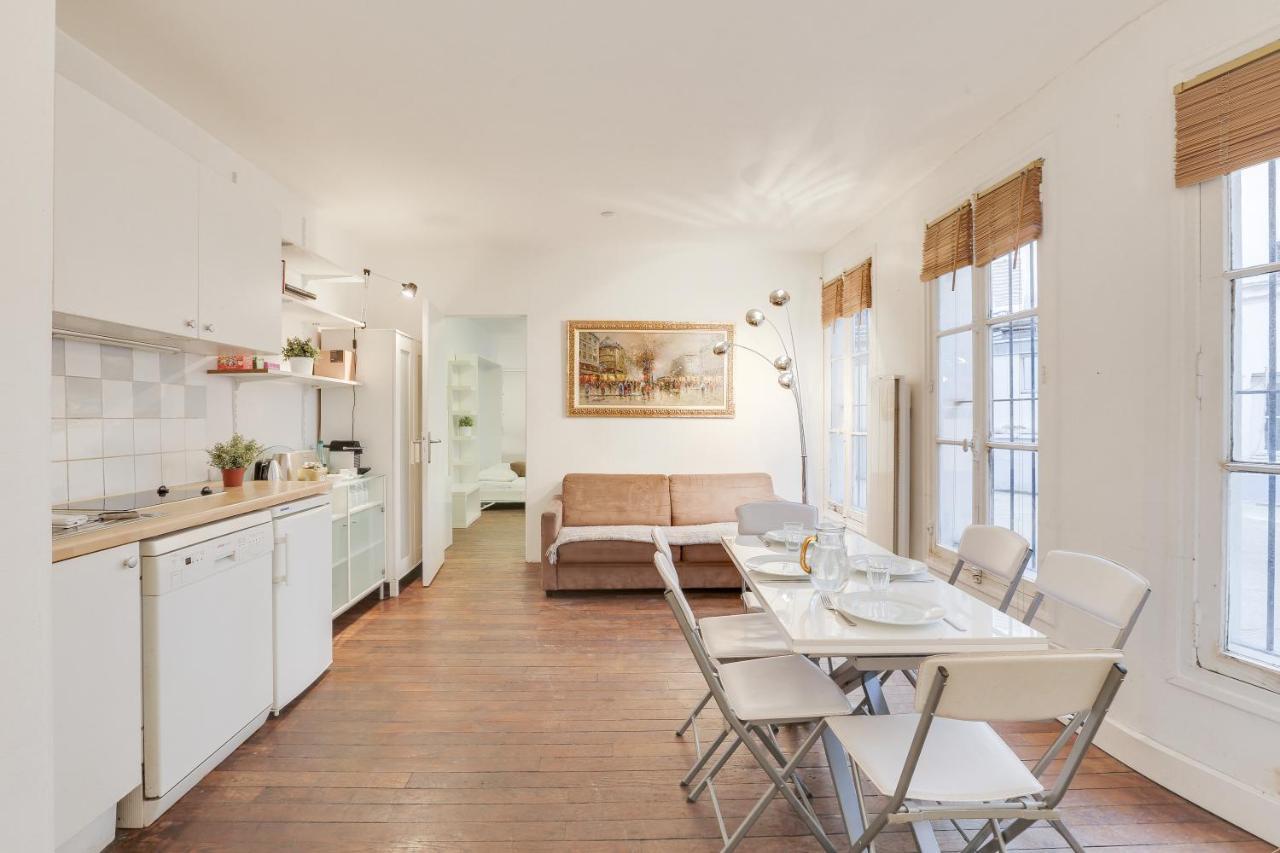 Comfortable Flat In The Middle Of *