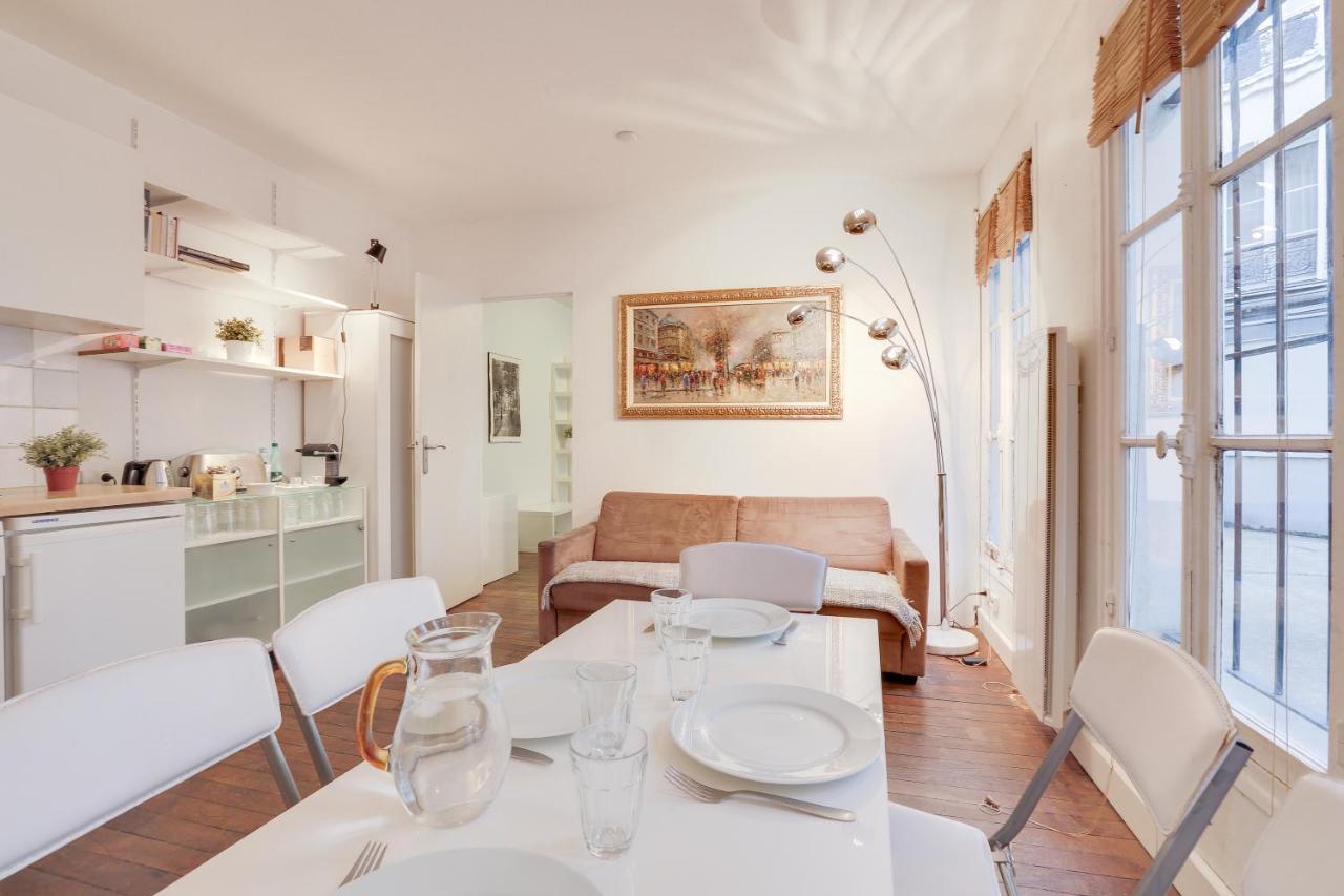 Comfortable Flat In The Middle Of * Paris