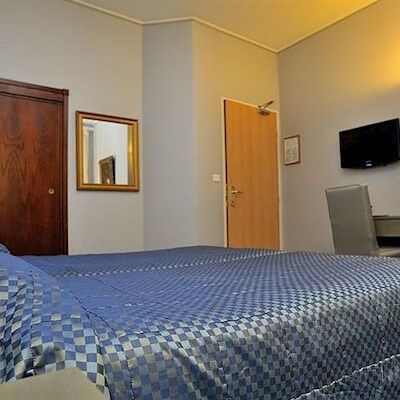 Regence Hotel 3*