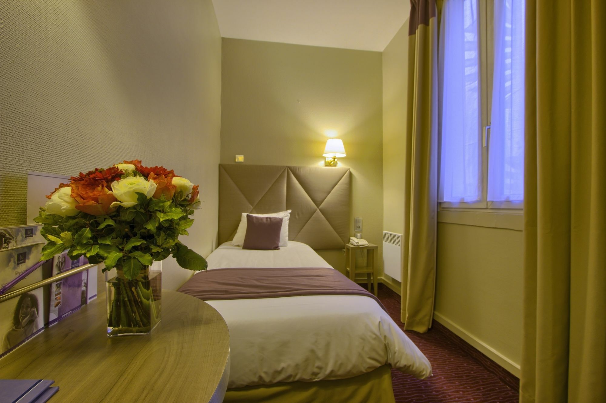 Hotel Timhotel Le Louvre Paris