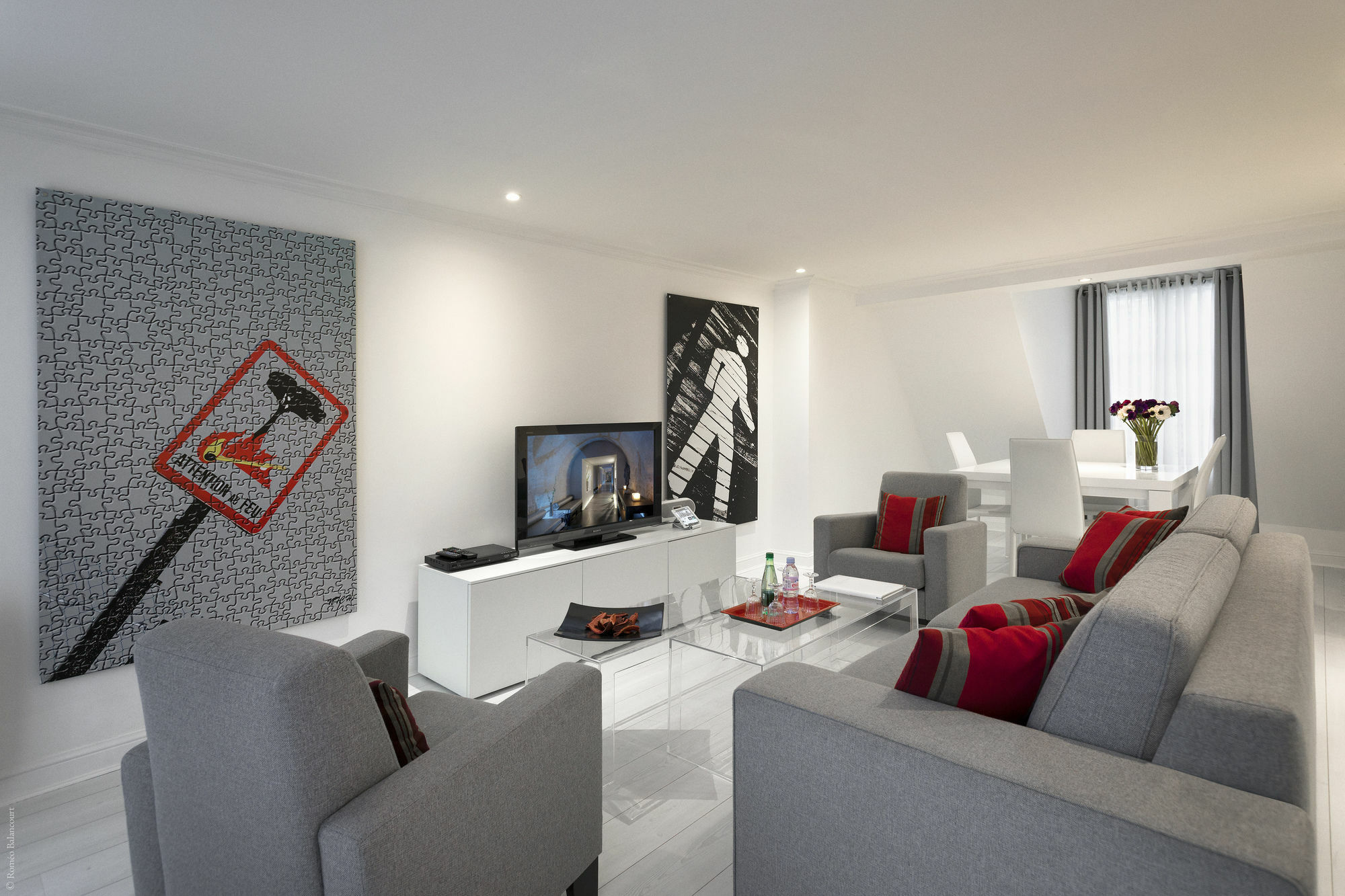 Aparthotel & Le Regent 4*