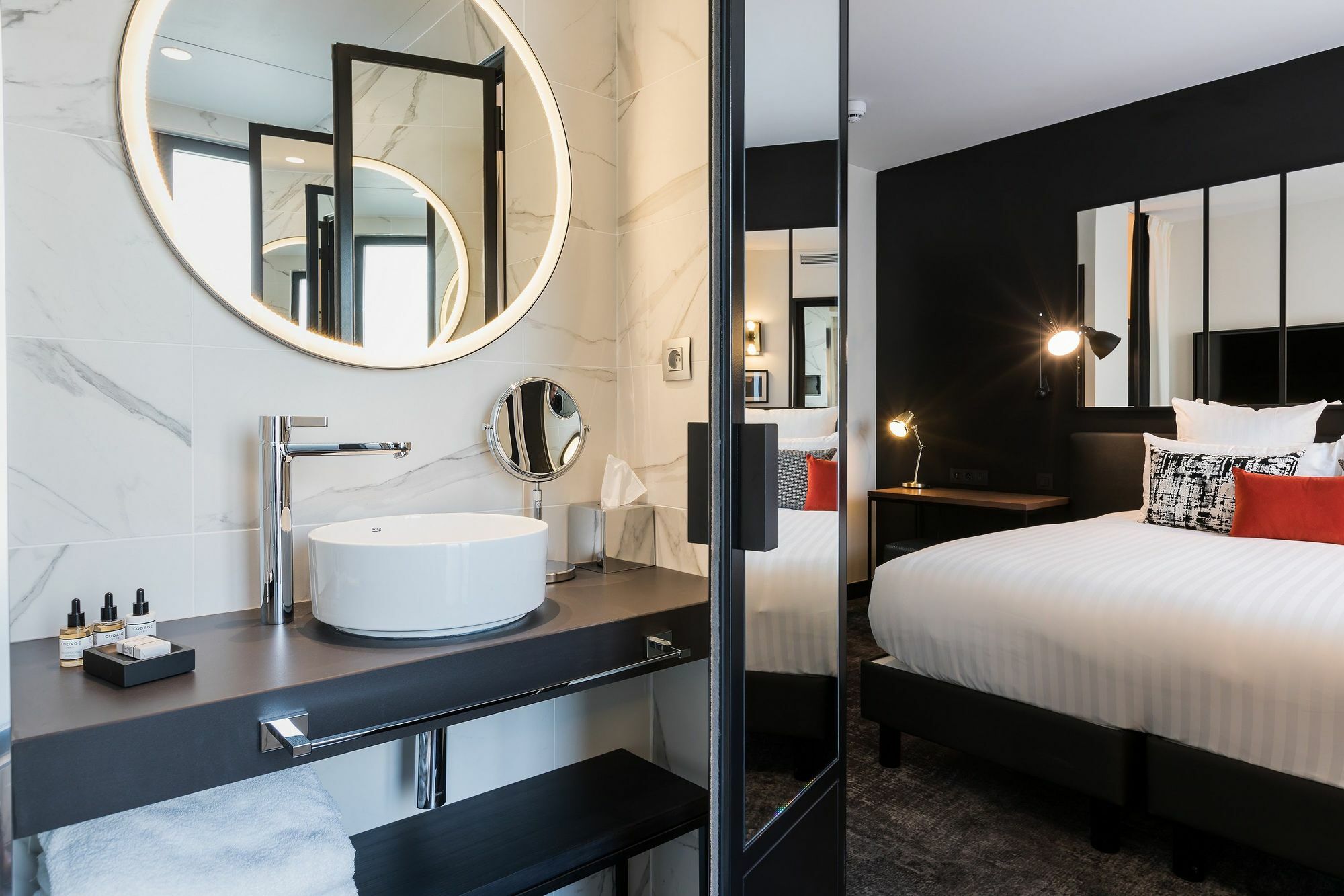 Hotel Laz' Urbain Paris