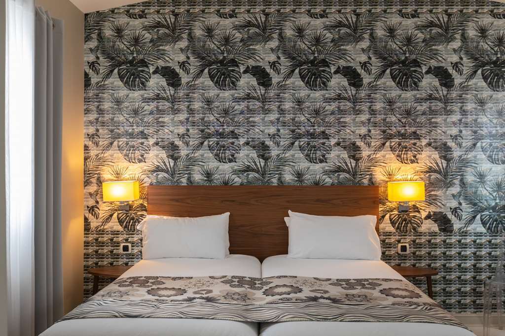 & Le Regent 4* Paris